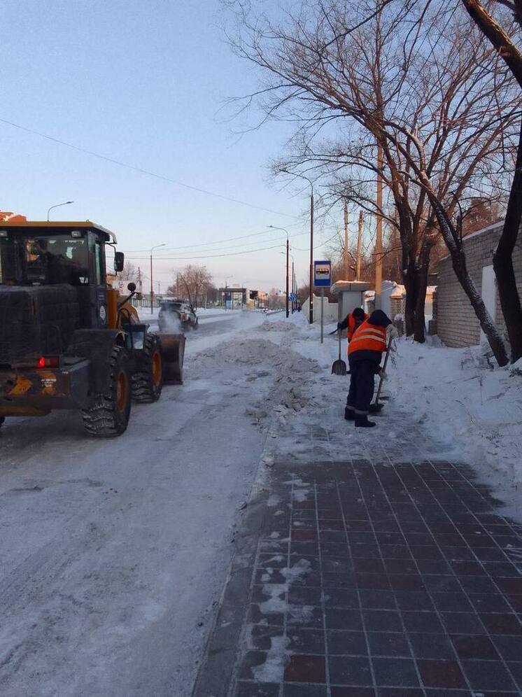 Дорожные службы Благовещенска обеспечивают порядок на улицах в новогодние дни