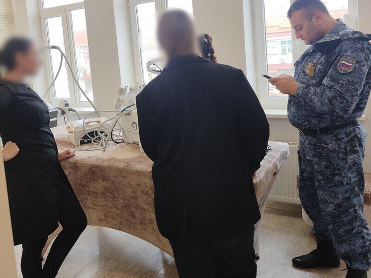 Жительница Севастополя погасила задолженность по алиментам на содержание несовершеннолетнего сына после вмешательства судебных приставов