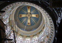 "Падал прошлогодний снег". Название культового сюрреалистического мультика не так уж далеко от реальности. Сейчас у нас и впрямь идет прошлогодний снег. Ну, если считать по старому стилю, по которому год еще не закончился и который, если вдуматься, не такой уж и старый