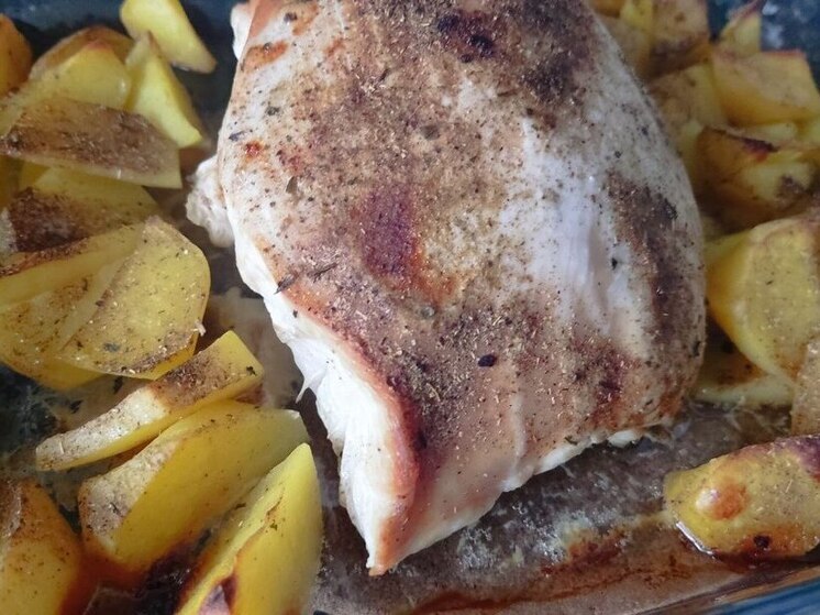 Северянам рассказали, как избежать переедания в новогодние праздники