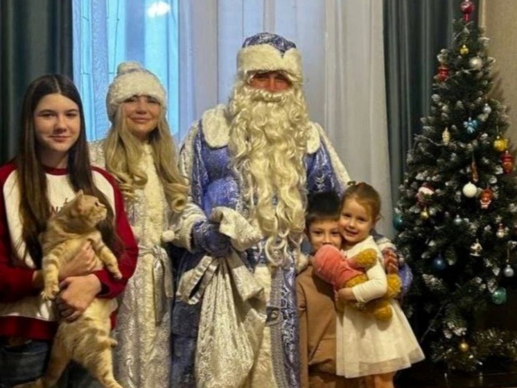 «Дед Мороз специального назначения» дарит праздник детям Югры