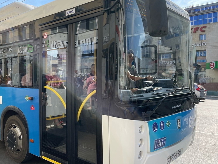 Омские перевозчики рассчитались за метановые автобусы, купленные в 2020 году