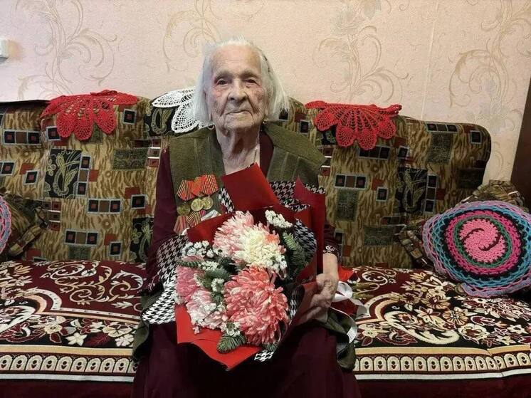 Владимир Путин поздравил со 100-летием жительницу Курганской области