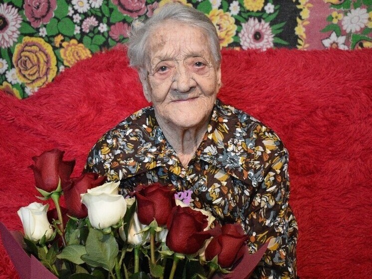 Ветеран ВОВ из Старожиловского района отметила 100-летний юбилей
