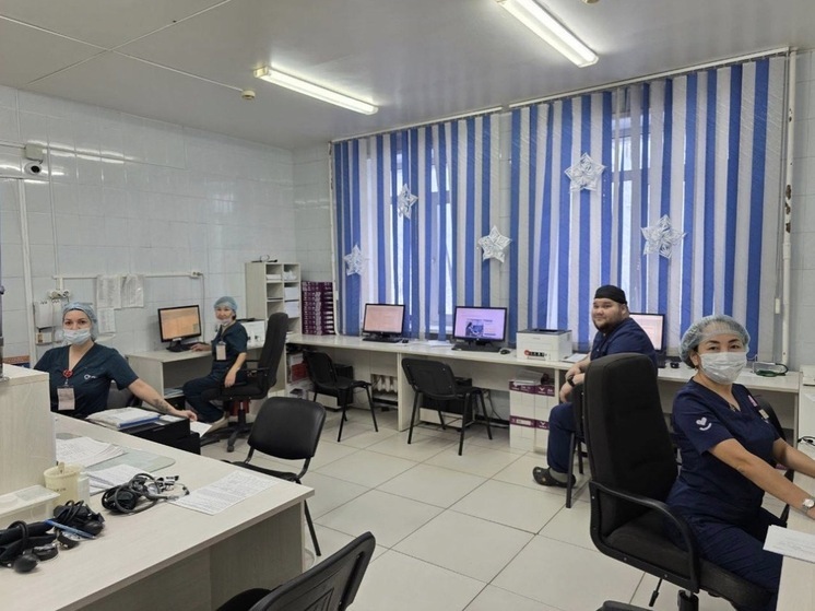 Минздрав Якутии контролирует работу медицинских учреждений в новогодние праздники