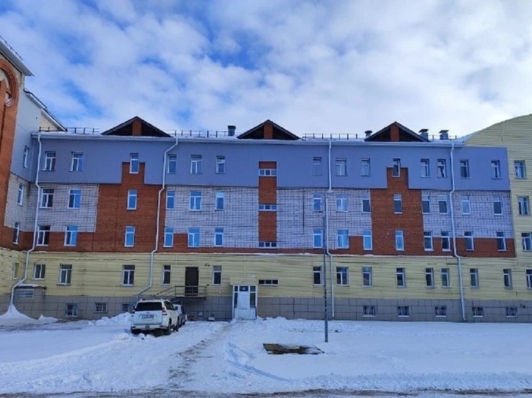 В рубцовской больнице №2 сделали ремонт и поставили энергоэффективные окна