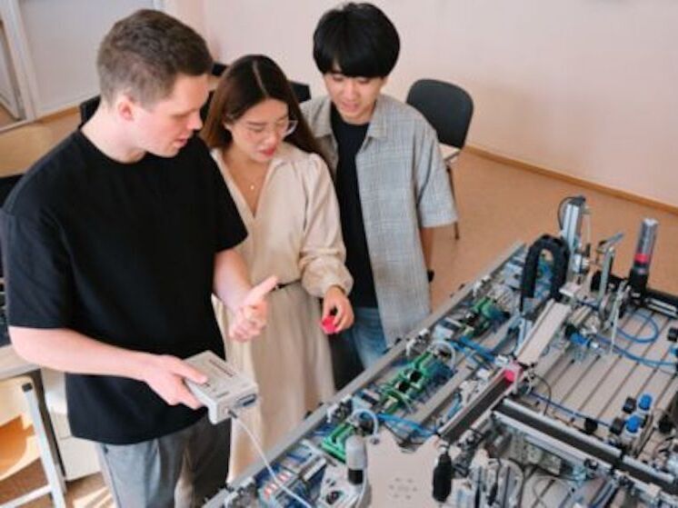 Челябинские ученые разработали энергосберегающее освещение для умного дома