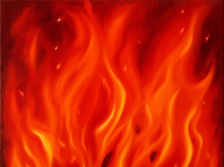 В селе Вал Ногликского района потушили горящий гараж