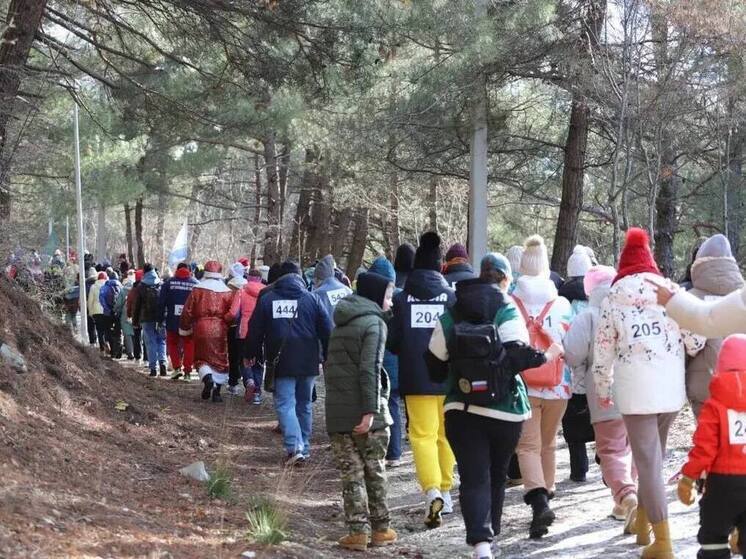 В Геленджике открыли Год единства народов восхождением на Маркотхский хребет