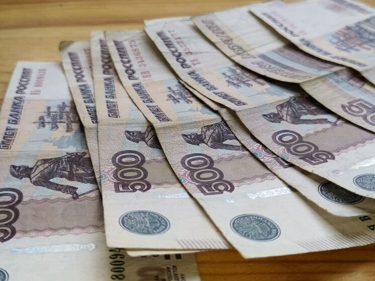 Биробиджанку ждет колония за кражу денег со счета знакомого