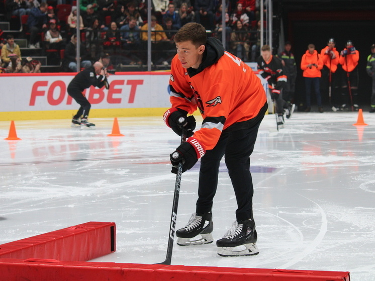 Хоккеист омского «Авангарда» попал в команду звёзд КХЛ за декабрь