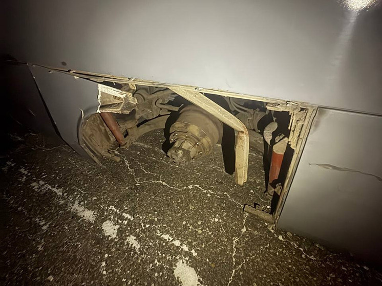 В Хабаровском крае пассажирский автобус потерял колеса во время движения