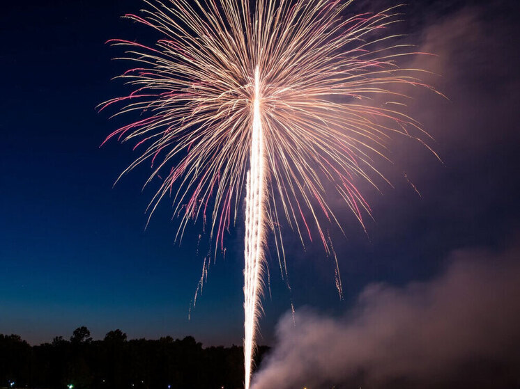 В Когалыме ребенок получил травму из‑за неосторожного обращения с пиротехникой: прокуратура начала проверку