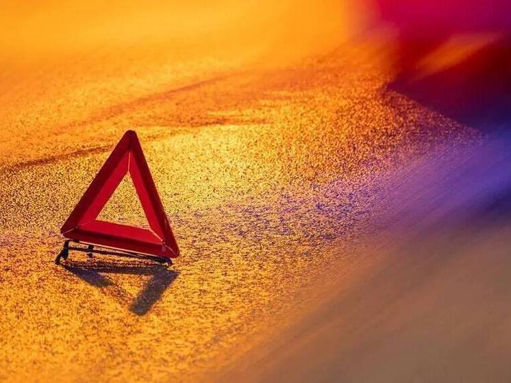 Водитель Toyota пострадал в ДТП на трассе Сургут — Салехард