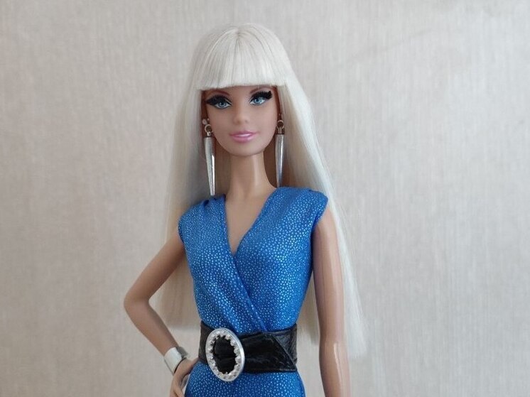 В зимний период кожа одновременно сталкивается с воздействием холода на улице и пересушенного воздуха в помещениях из-за отопления