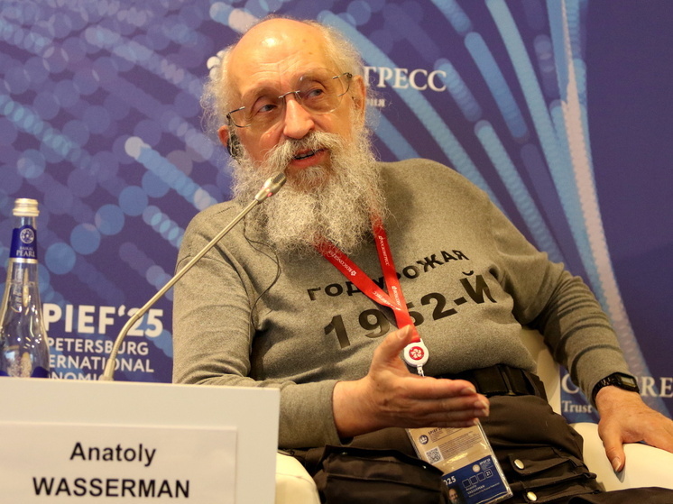 Власти европейских стран продолжают накачивать режим кровавого клоуна Зеленского деньгами, тем самым затягивая СВО