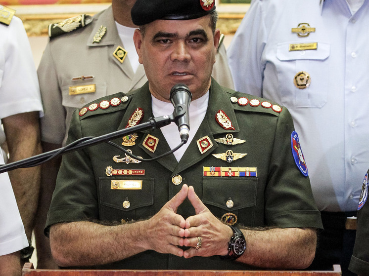 СМИ: министр обороны Венесуэлы мог погибнуть в результате атаки США