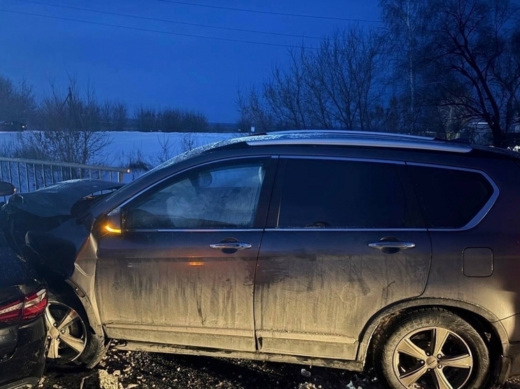 В Бузулукском районе семь человек пострадали в аварии с участием трёх автомобилей