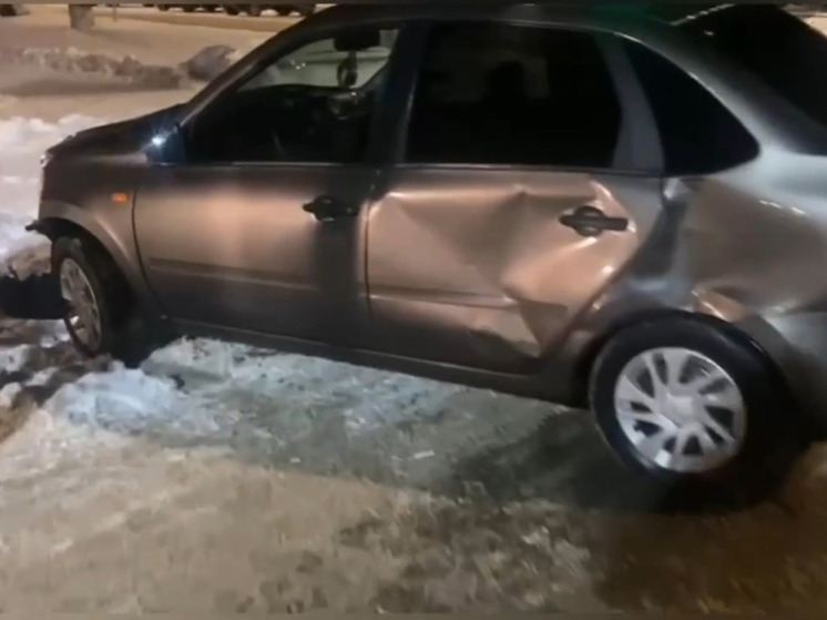 В Ровеньках при столкновении иномарки и «Лады» пострадал младенец