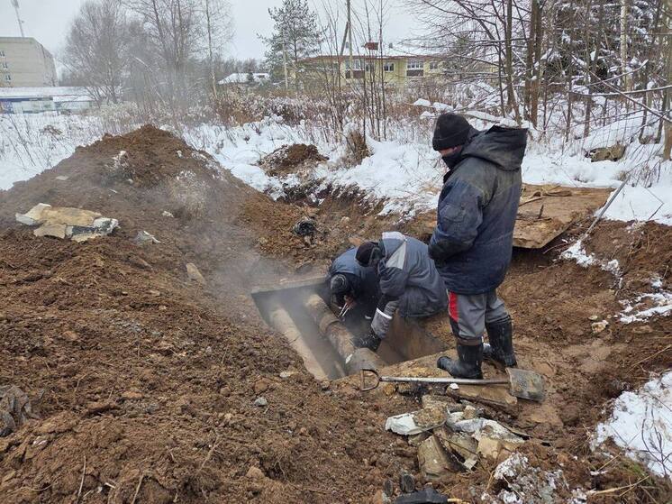 В старорусский микрорайон Городок вернули отопление после аварии