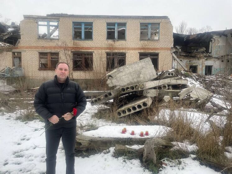 В Токмаке почтили память  жертв террористической атаки ВСУ