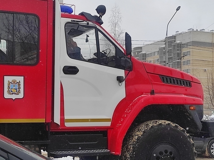 В Ставрополе на Шипкинском проезде горит частный дом