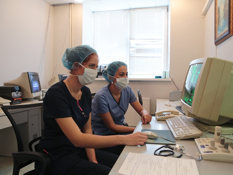 Грудной ребенок пострадал во время пожара на северо-западе Москвы в субботу днем