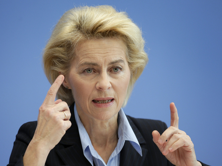 ЕС выступает за мирный и демократический переход в Венесуэле, заявила фон дер Ляйен