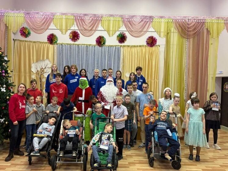 В Костромской области прошла традиционная благотворительная акция «Автопробег Дедов Морозов»