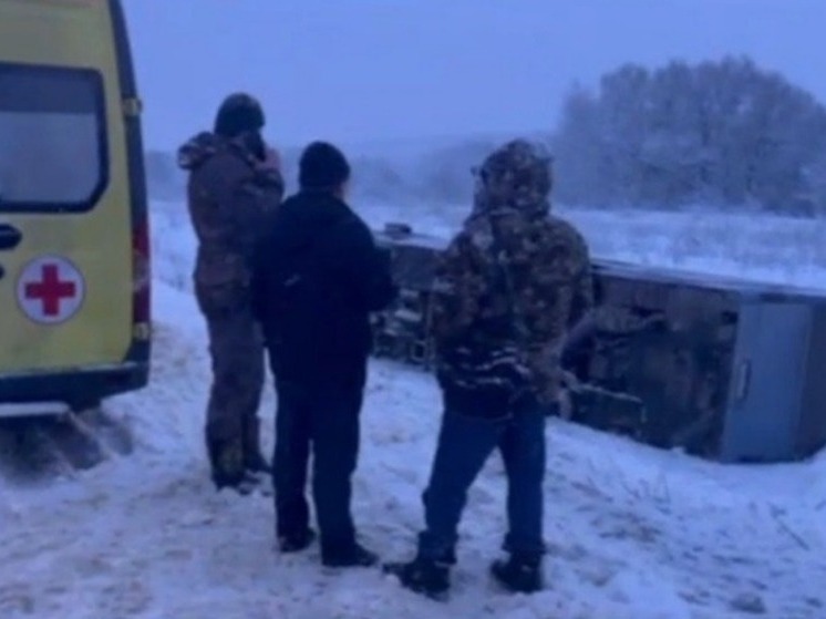 По факту опрокидывания автобуса под Тулой возбудили уголовное дело