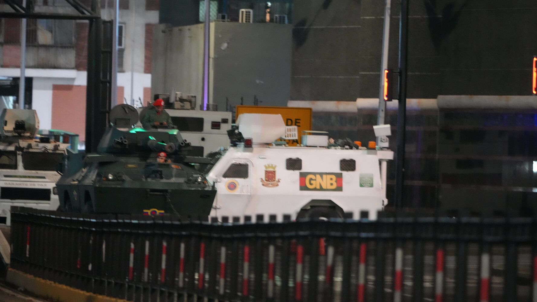 США провели спецоперацию по захвату президента Венесуэлы Николаса Мадуро