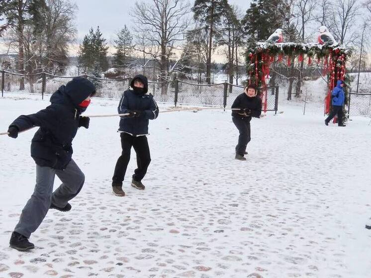 Гости парка Монрепо испробуют на себе традиционные русские забавы