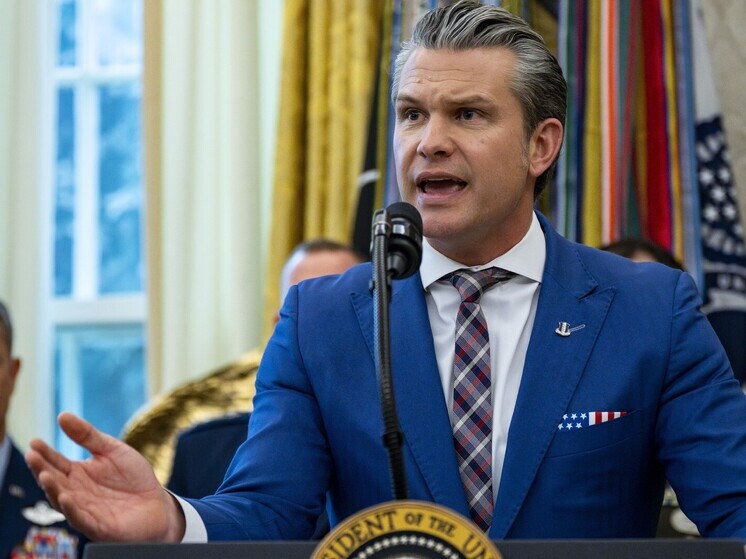 Глава Пентагона: "Америка превыше всего"