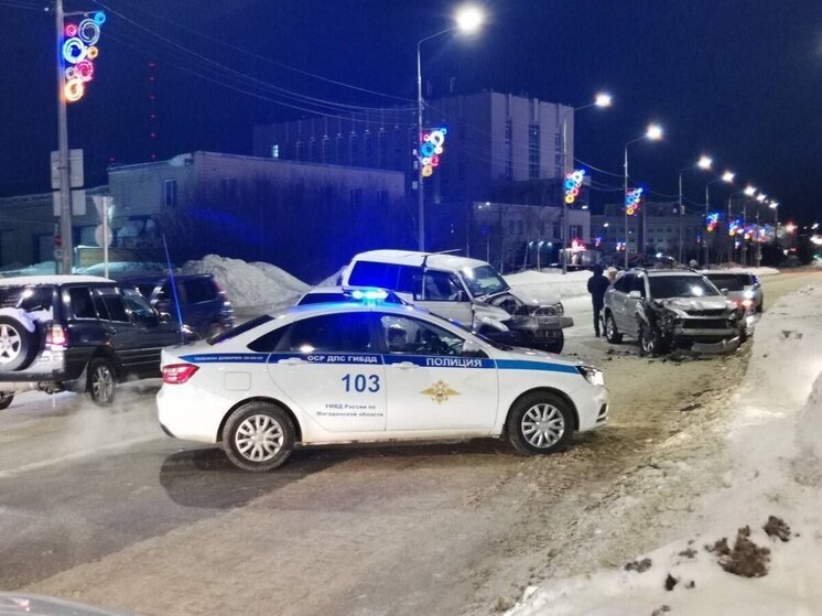 ДТП с пятью иномарками произошло в Магадане