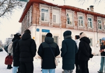 Молодые вологжане ознакомились с рядом мест, хранящих память о поэте