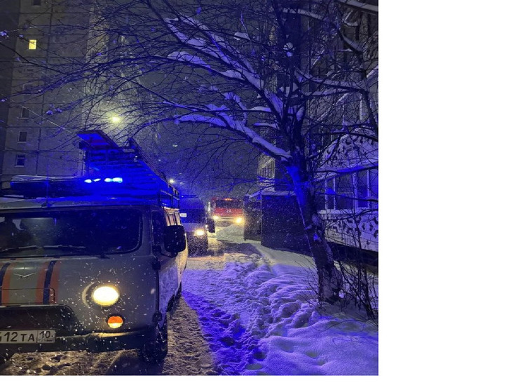 Ребенок выпал из окна девятого этажа в Петрозаводске