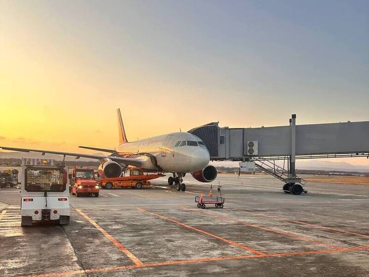 Рейс из Москвы прибыл в Южно-Сахалинск позже запланированного времени