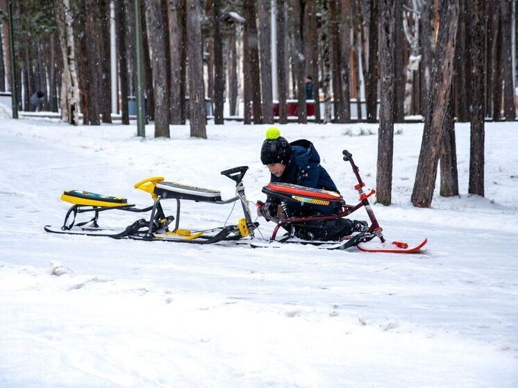 На Ямале началась зимняя оздоровительная кампания для детей и подростков. Более тысячи ребят уже отправились на отдых и обучение в лагеря Тюменской области