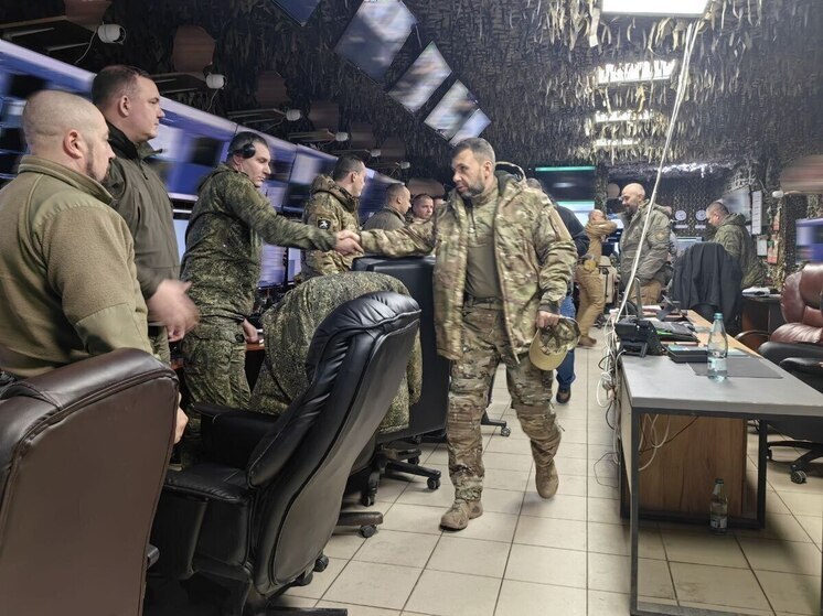 Денис Пушилин вручил награды бойцам 51-й армии ДНР