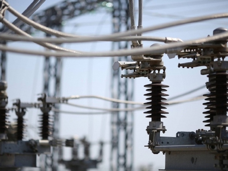 В Волгоградской области восстанавливают электроснабжение, нарушенное непогодой
