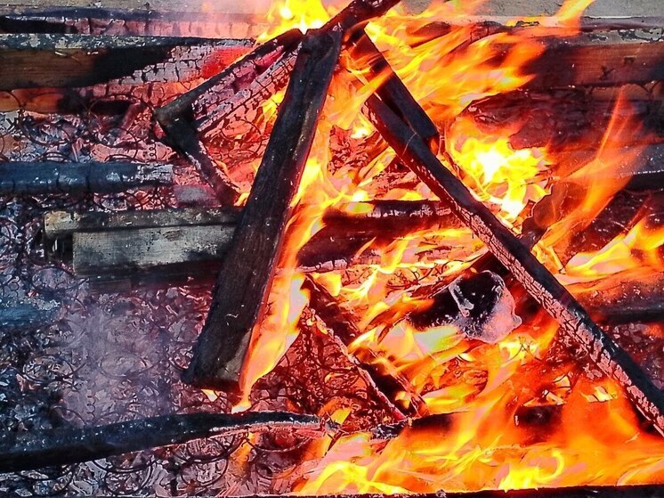 В деревне Нурма под утро сгорела баня