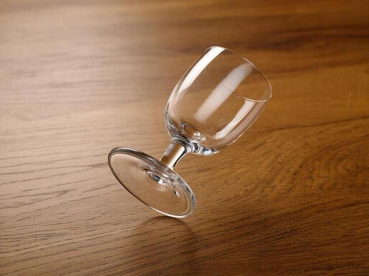 Курян предупредили о рисках для сердца и сосудов из-за употребления алкоголя в праздники