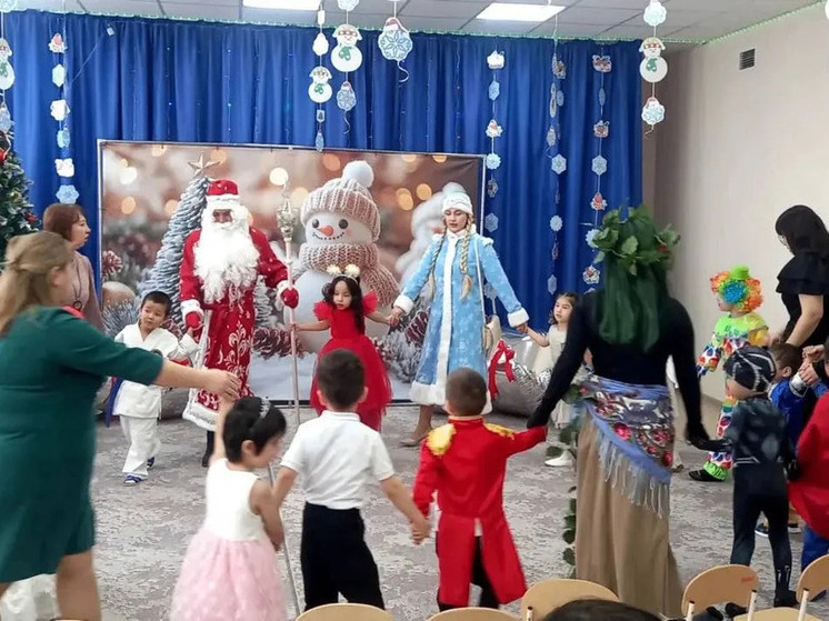 В муниципалитете Калмыкии прошли новогодние утренники