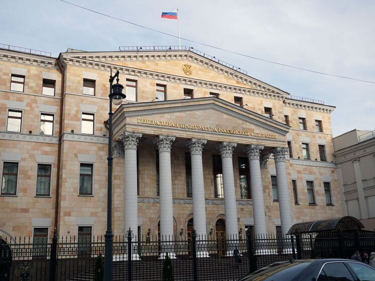 В Новом Уренгое прокуратура защитила права семьи после того, как в подъезде жилого дома на шестилетнего ребенка упала тяжелая металлическая крышка электрощитка