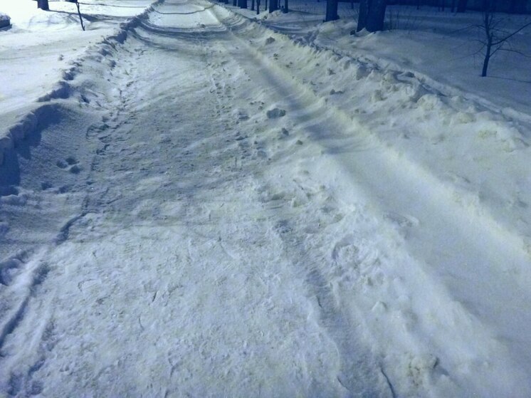 На федеральных трассах в Саратовской области сняли часть ограничений из-за метели