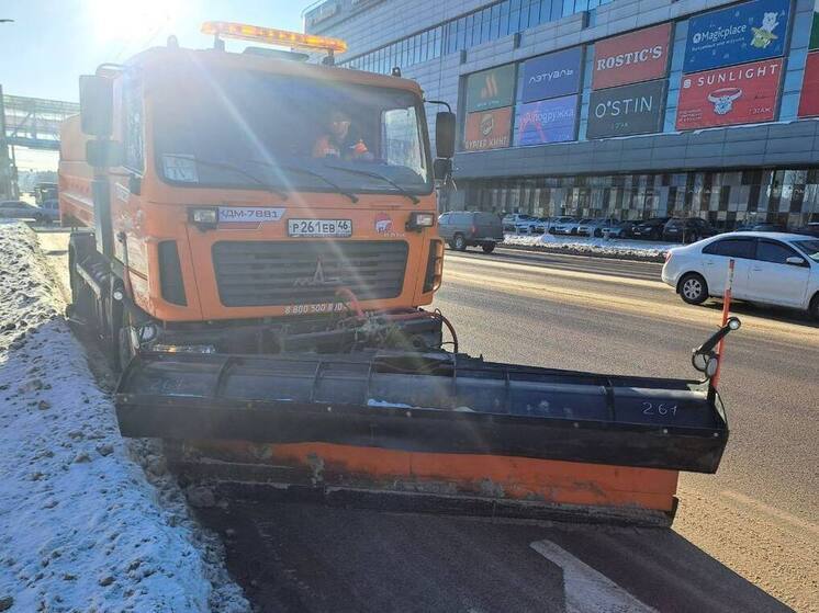 В Курске по просьбам жителей расчистили улицы Ломакина и Карла Маркса