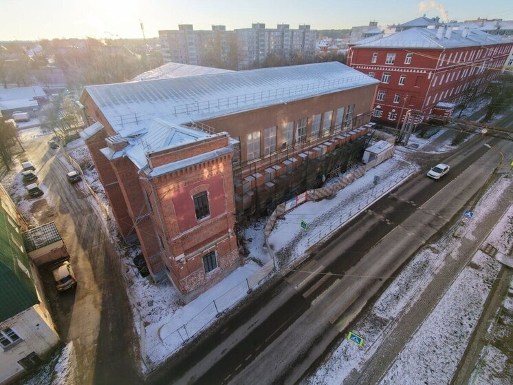 В Серпухове на ключевых объектах идут работы даже в праздничные дни