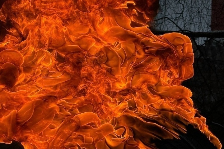 Газ взорвался в жилом доме в Свердловской области