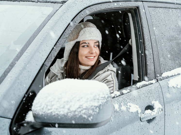 ГИБДД призывает к осторожности на дорогах Кировской области в условиях непогоды