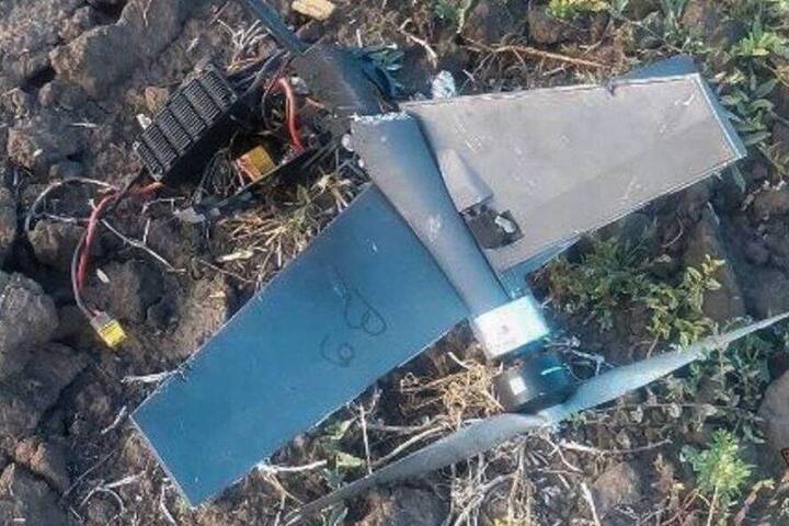 Обломки БПЛА упали на коттеджный посёлок в Новой Москве